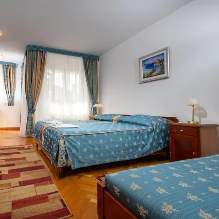 Antonia Apartment *