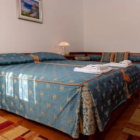 Antonia Apartment *
